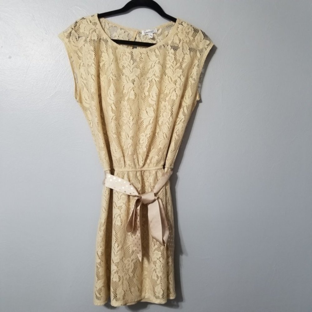 SPEECHLESS Junior Cream Lace NWOT Sheath Dress